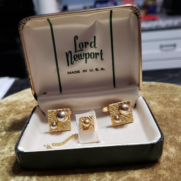 Vintage Cuff Links and Tie Tac. - Picture 2 of 2